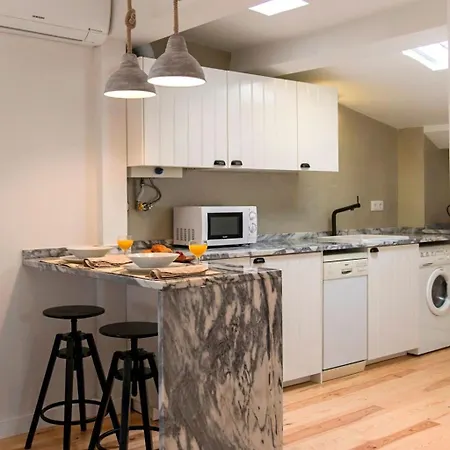 Romantische Nest- Der Perfekte Rueckzugsort Im Stadtzentrum By Interhome * Lisboa
